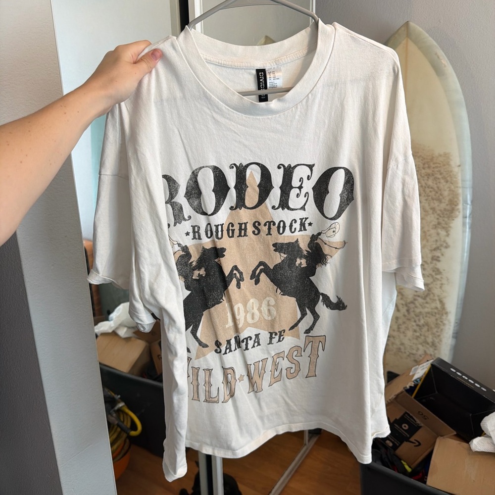 H&M tee - Picture 7 of 12